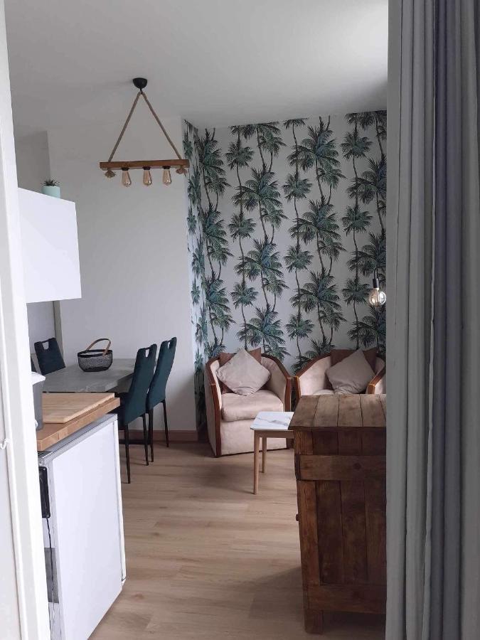 Studio 400M De La Mer Lancieux Exteriör bild